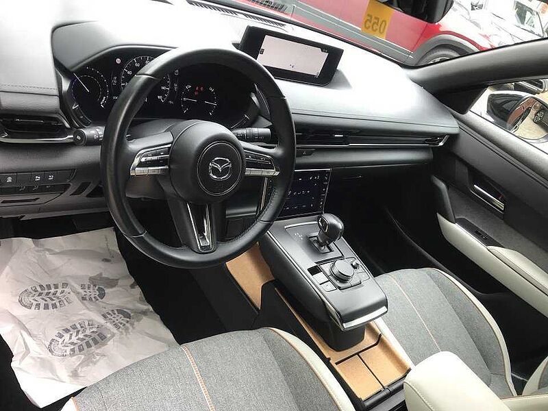 Mazda MX-30 35,5 kWh e-SKYACTIV EV 145 PS