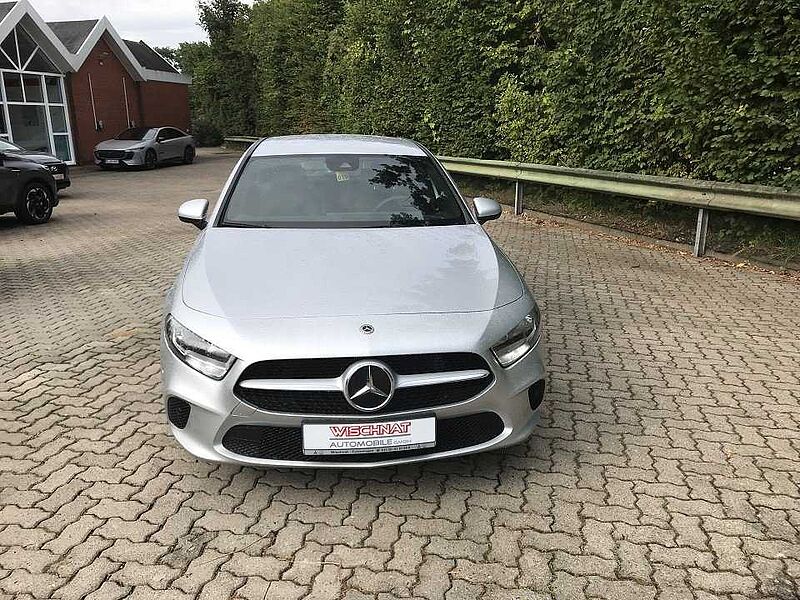 Mercedes-Benz A -Klasse (BM 177)(03.2018-> ) A 180 d (177.003)