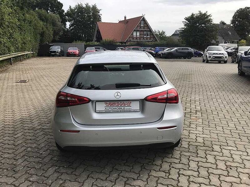 Mercedes-Benz A -Klasse (BM 177)(03.2018-> ) A 180 d (177.003)