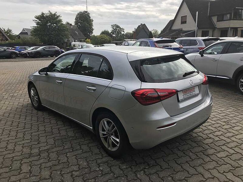 Mercedes-Benz A -Klasse (BM 177)(03.2018-> ) A 180 d (177.003)