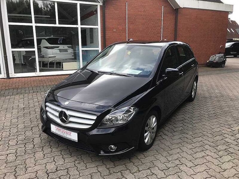 Mercedes-Benz B -Klasse (BM 246)(11.2011-> ) B 180 (246.242)