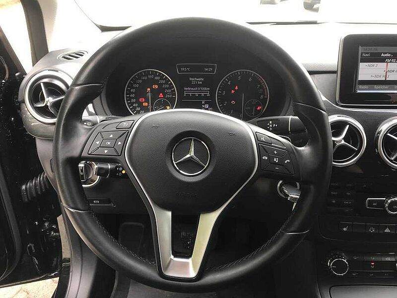 Mercedes-Benz B -Klasse (BM 246)(11.2011-> ) B 180 (246.242)