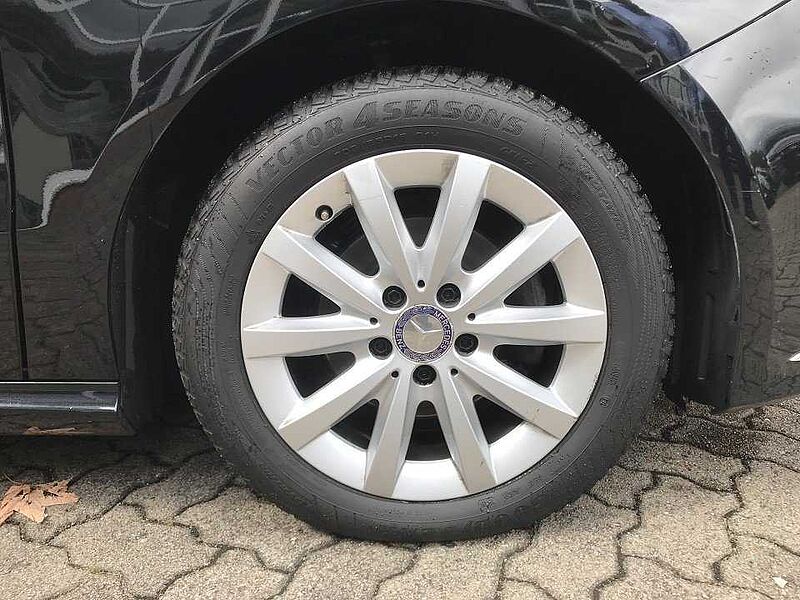 Mercedes-Benz B -Klasse (BM 246)(11.2011-> ) B 180 (246.242)