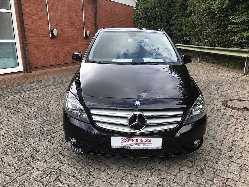Mercedes-Benz B -Klasse (BM 246)(11.2011-> ) B 180 (246.242)