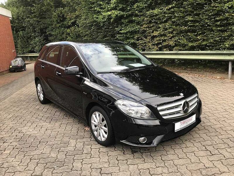 Mercedes-Benz B -Klasse (BM 246)(11.2011-> ) B 180 (246.242)