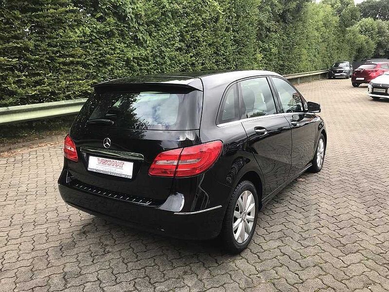 Mercedes-Benz B -Klasse (BM 246)(11.2011-> ) B 180 (246.242)