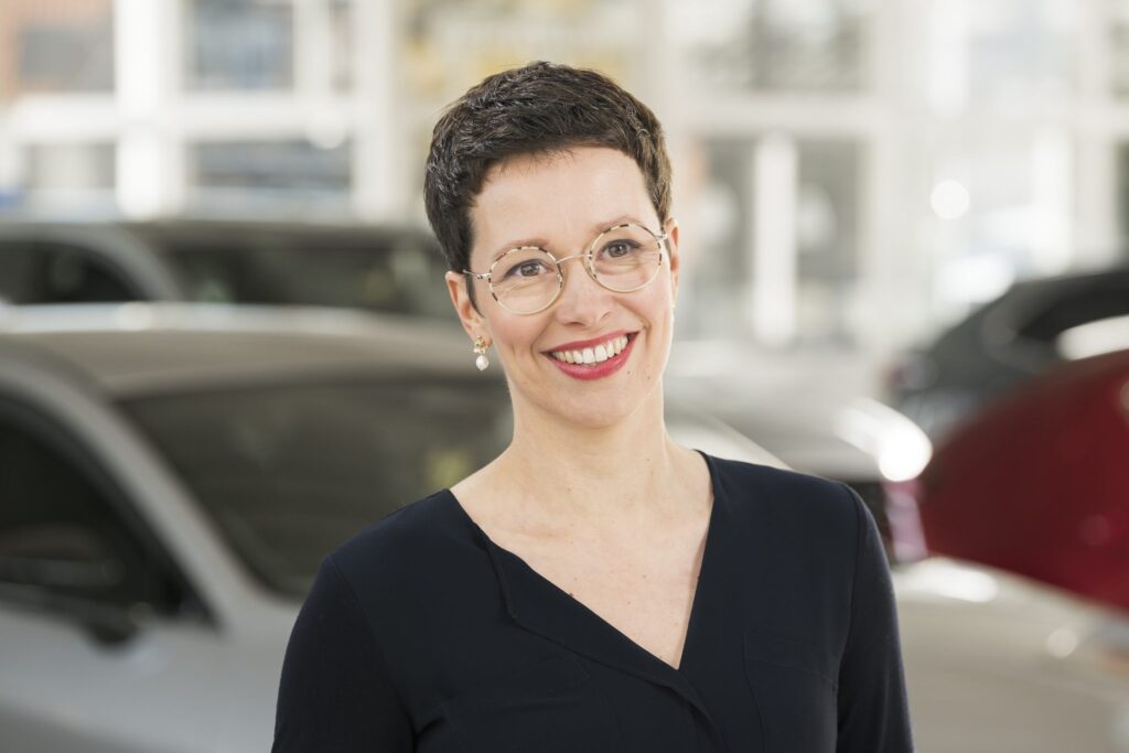 Kristin Wischnat Kristin Wischnat